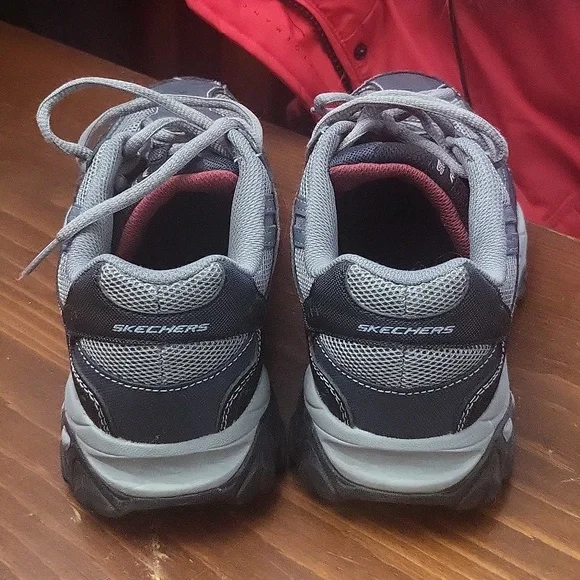 Men's After Burn Memory fit sneakers. - Picture 3 of 4